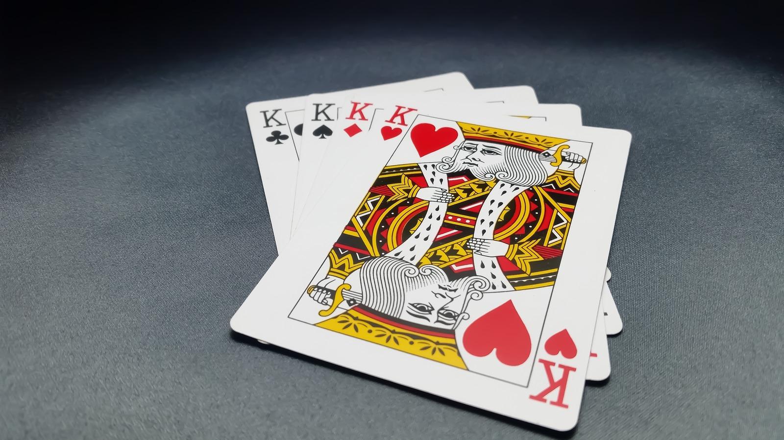 Khám phá cách chơi play casino games online an toàn và hiệu quả nhất năm 2024